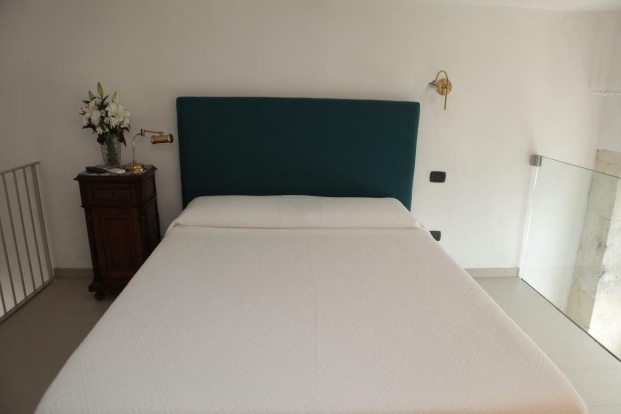 La Casa Sulla Darsena Apartman Szirakúza Kültér fotó