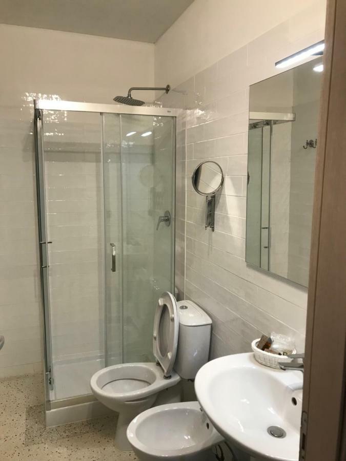 La Casa Sulla Darsena Apartman Szirakúza Kültér fotó